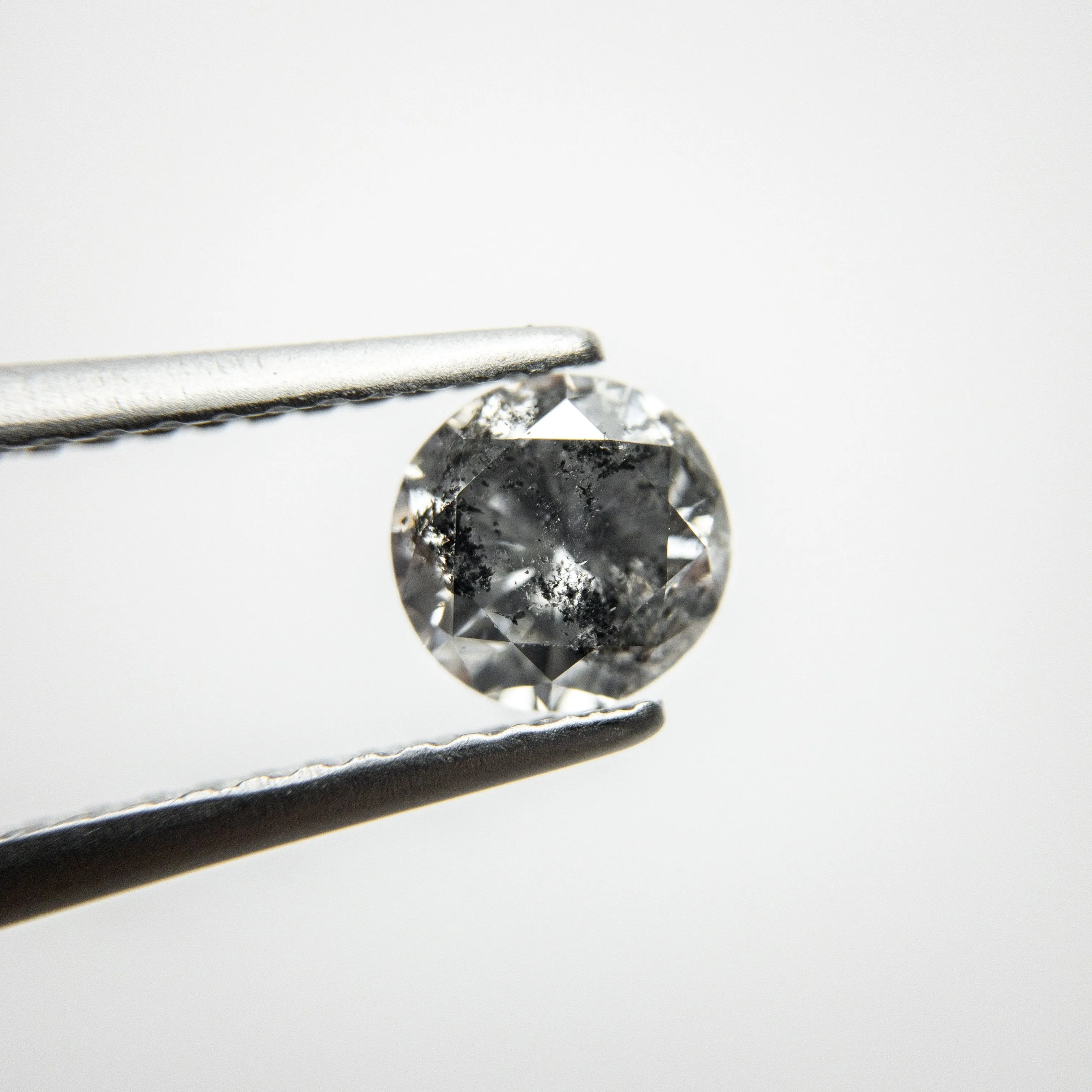 0.83ct 5.88x5.83x3.73mm Round Brilliant 18217-18