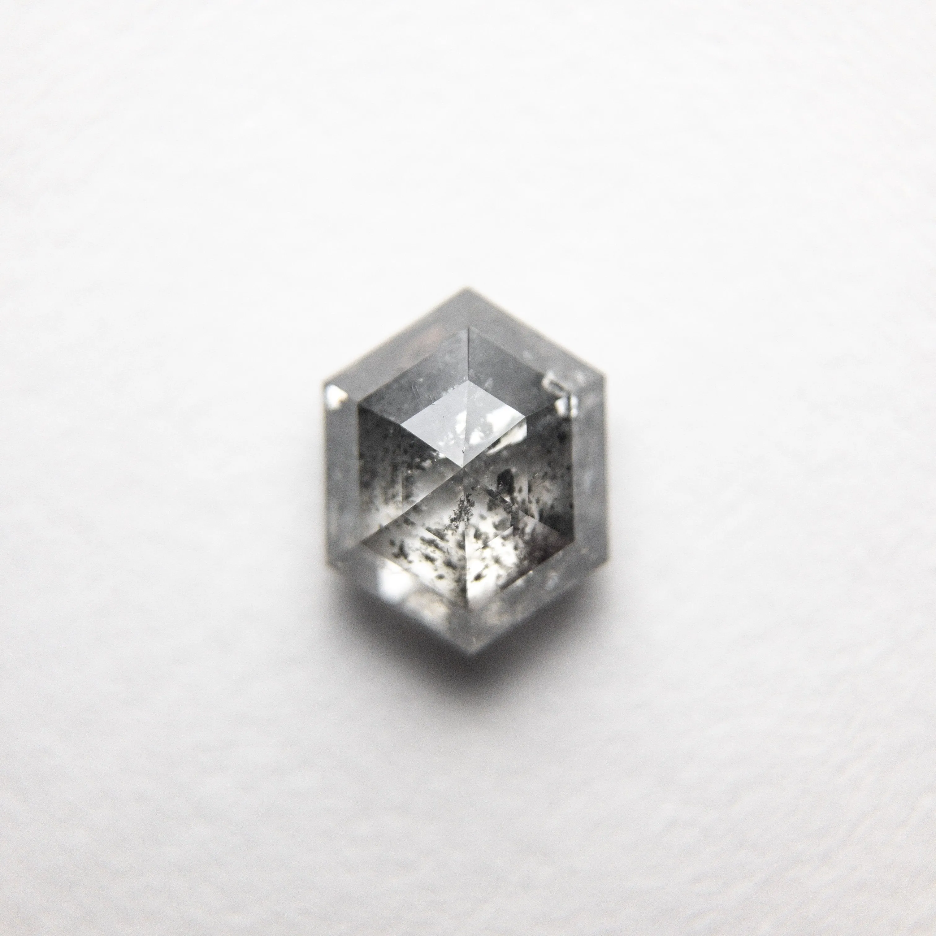 0.85ct 6.64x5.18x2.94mm Hexagon Rosecut 18366-11 hold D1411