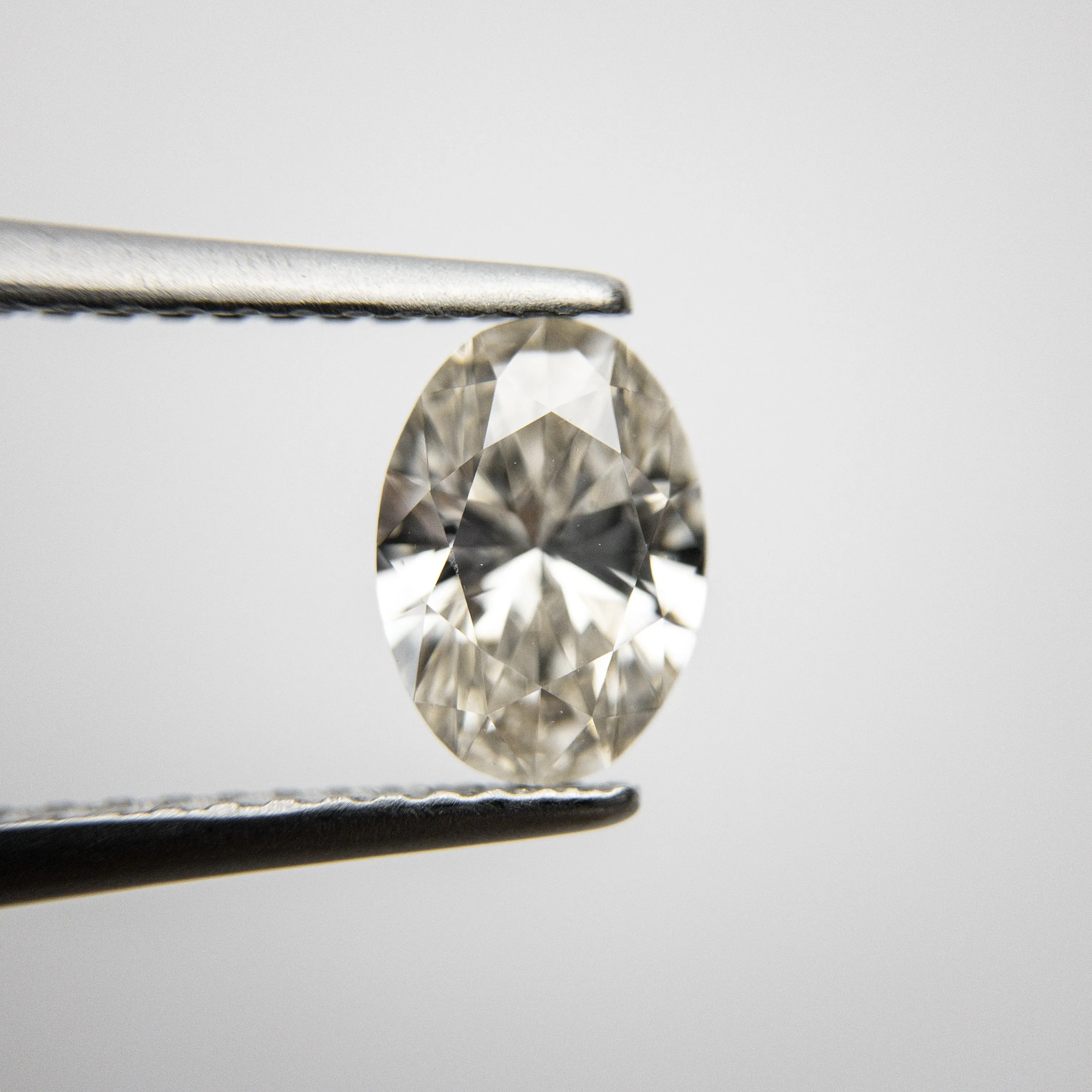 1.05ct 8.03x5.74x3.55mm Oval Brilliant 18244-02