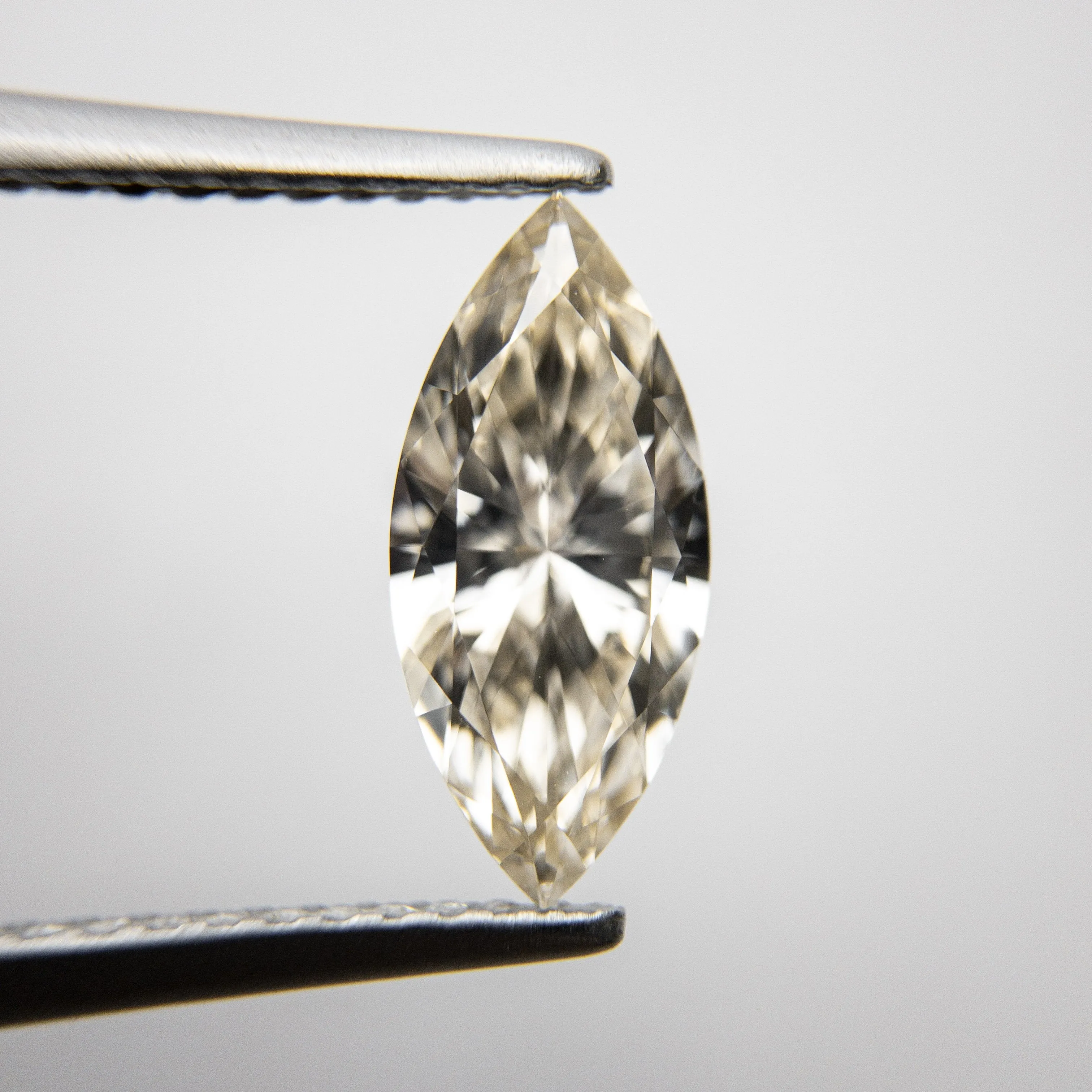 1.12ct 11.83x5.47x3.14mm Marquise Brilliant 18244-06