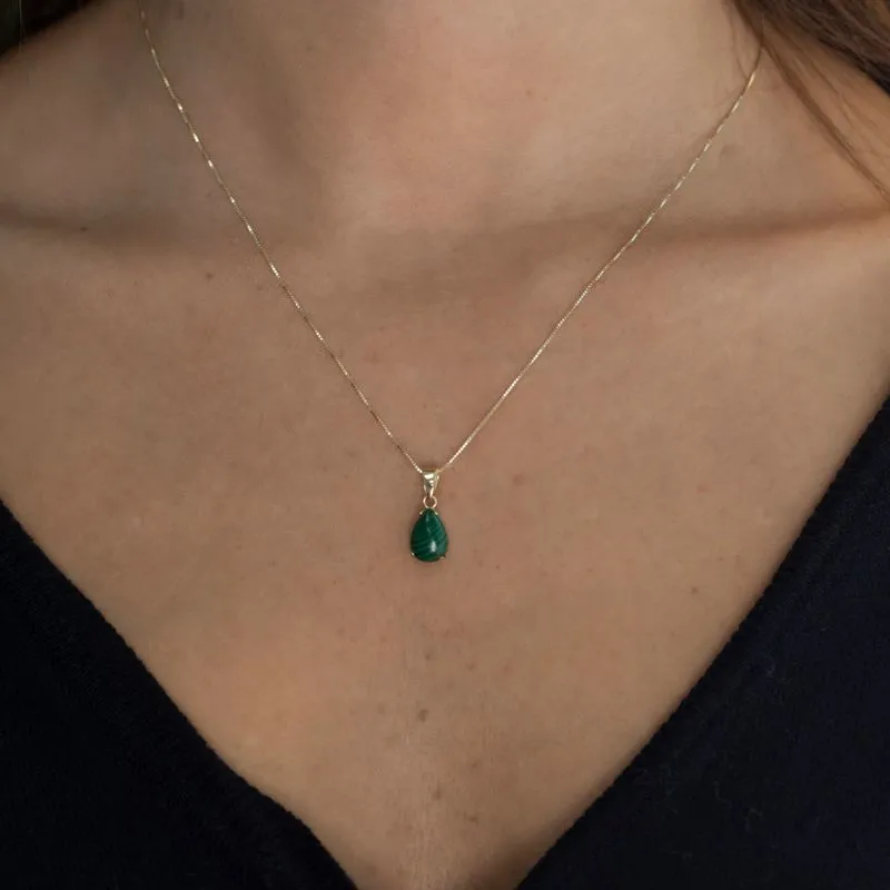 14K Yellow Gold Teardrop Malachite Vencie Chain 7X10mm Pendant