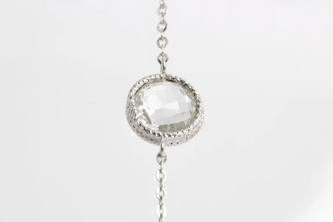 33'' 14k White Gold Clear Stone Station Chain Necklace (4.40g.)