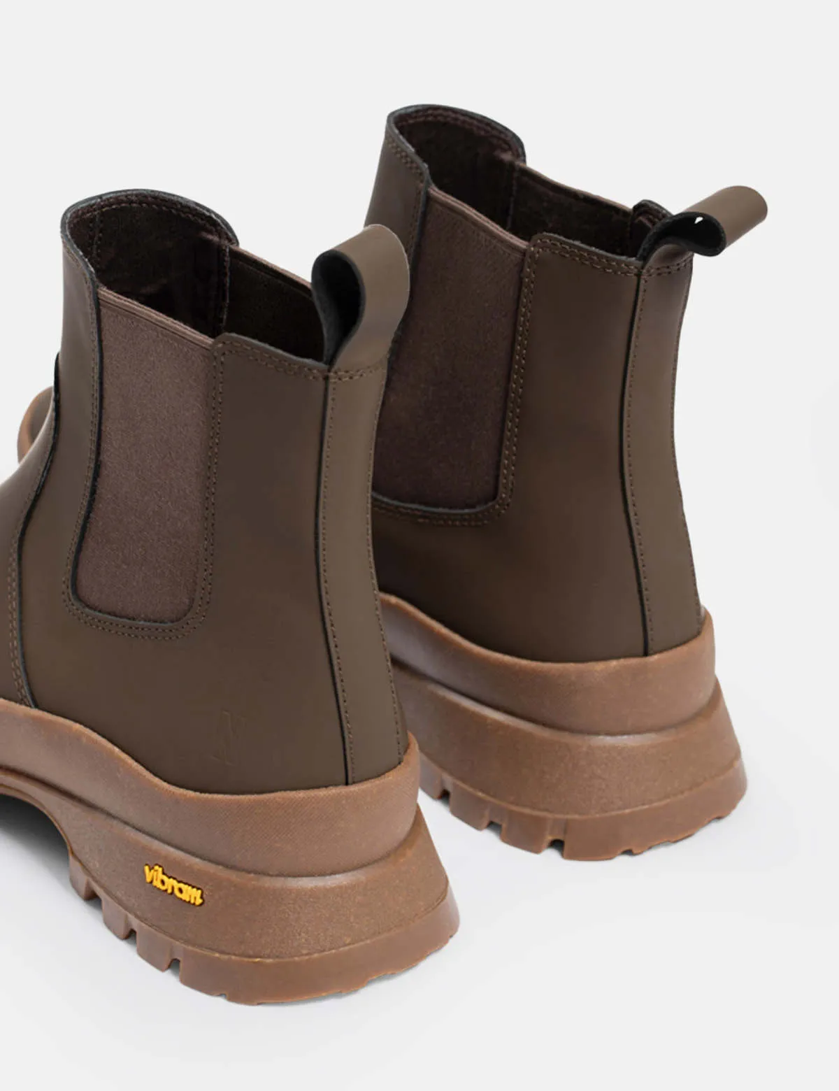 ARKTISK Chelsea Boot - Taupe Brown