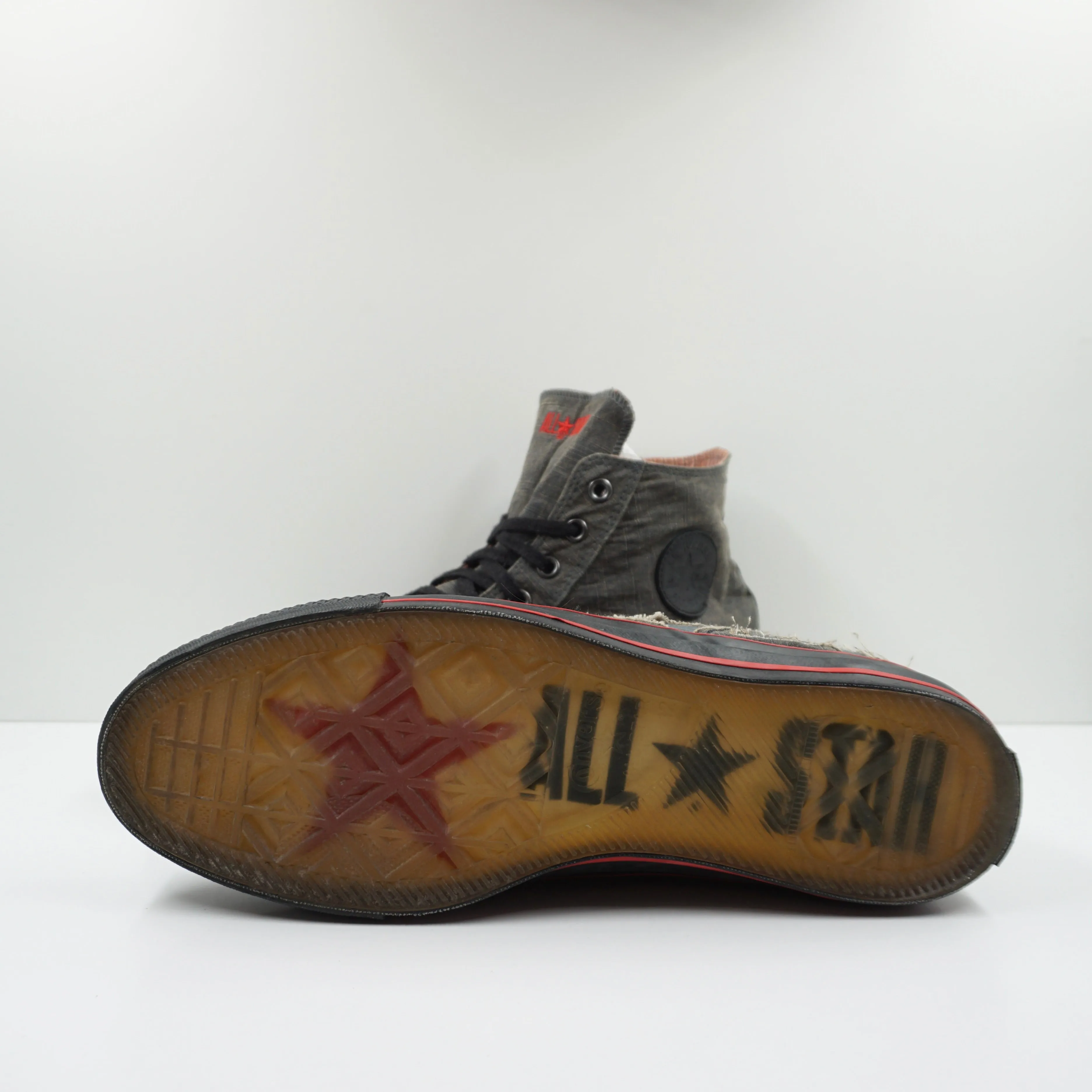 Converse Chuck Taylor All Star High Distressed USA Peace Flag