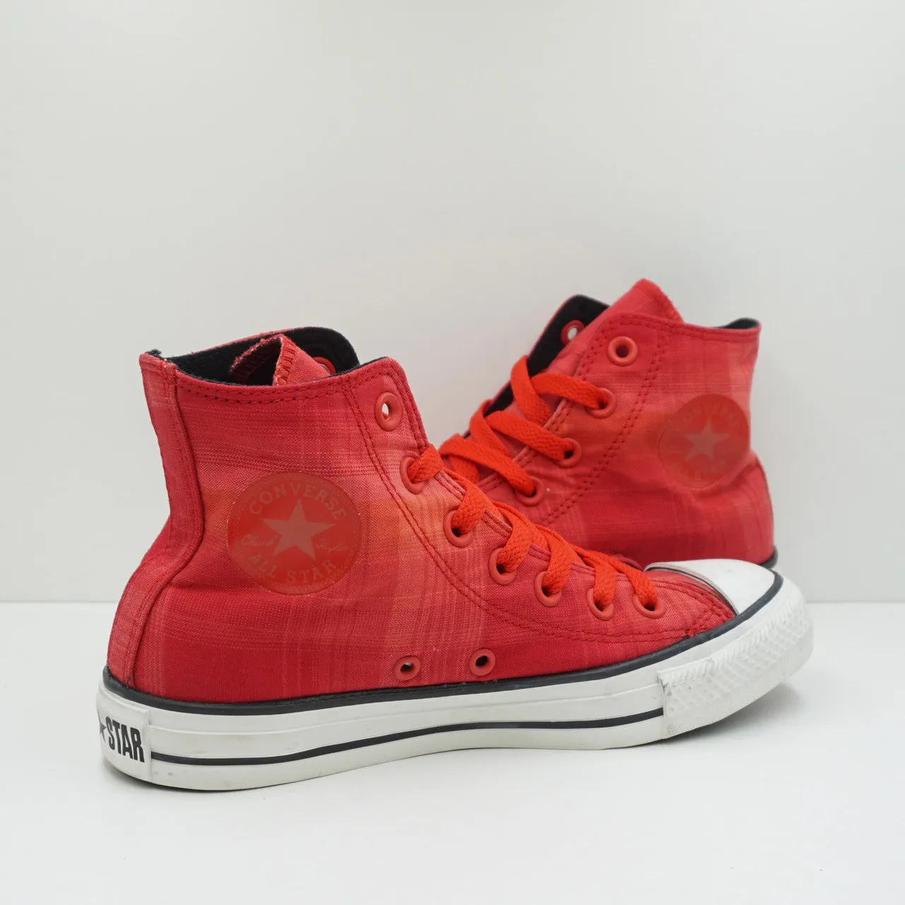 Converse Chuck Taylor Hi Red Plaid