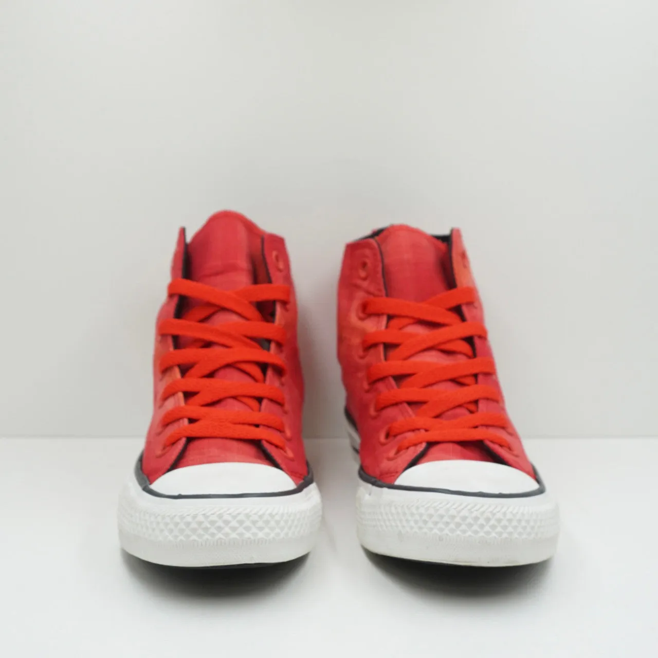 Converse Chuck Taylor Hi Red Plaid