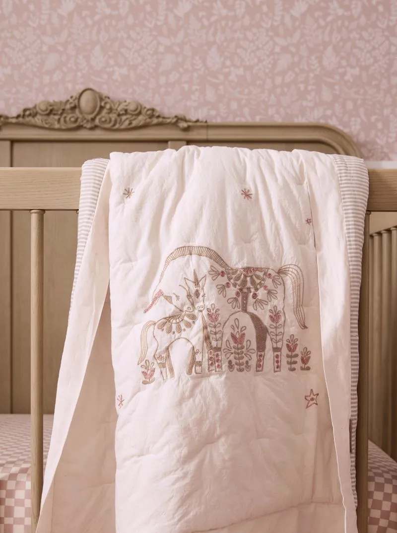 Crate&Barrel Unicorn Dreams Organic Cotton Baby Crib Quilt