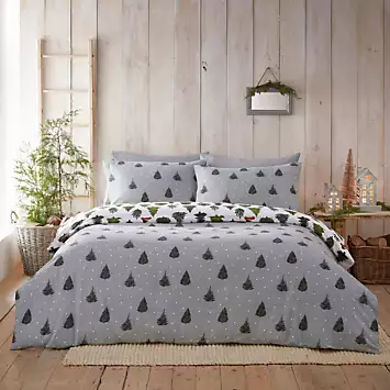 furn. Evergreen 100% Brushed Cotton Christmas Duvet Cover Set | Kaleidoscope