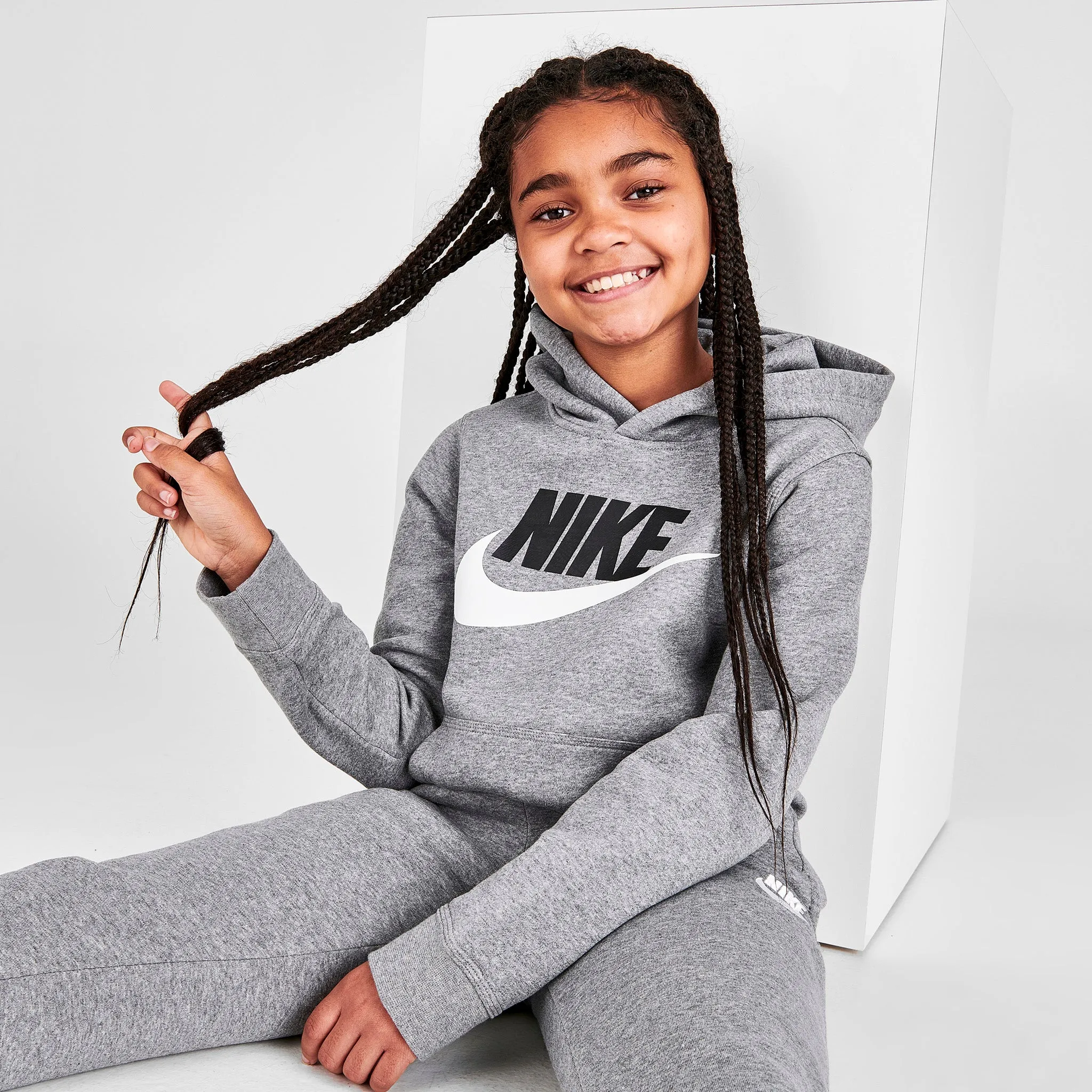 Nike Sportswear Kids' Club Fleece Pullover Hoodie / Carbon Heather