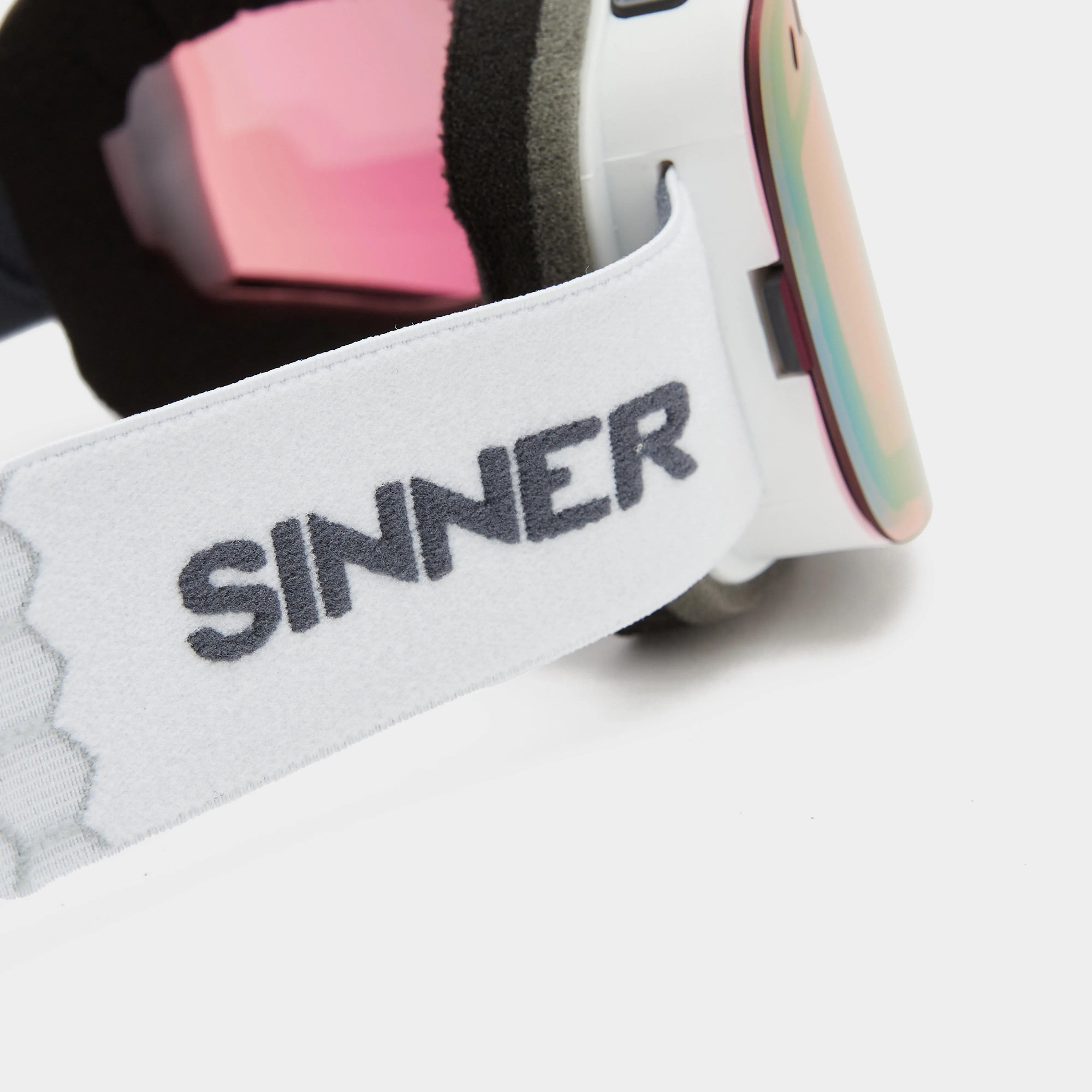 Sinner Pine Ski Goggles | Millets